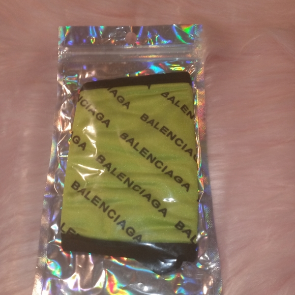 Designer Mask - Picture 2 of 2